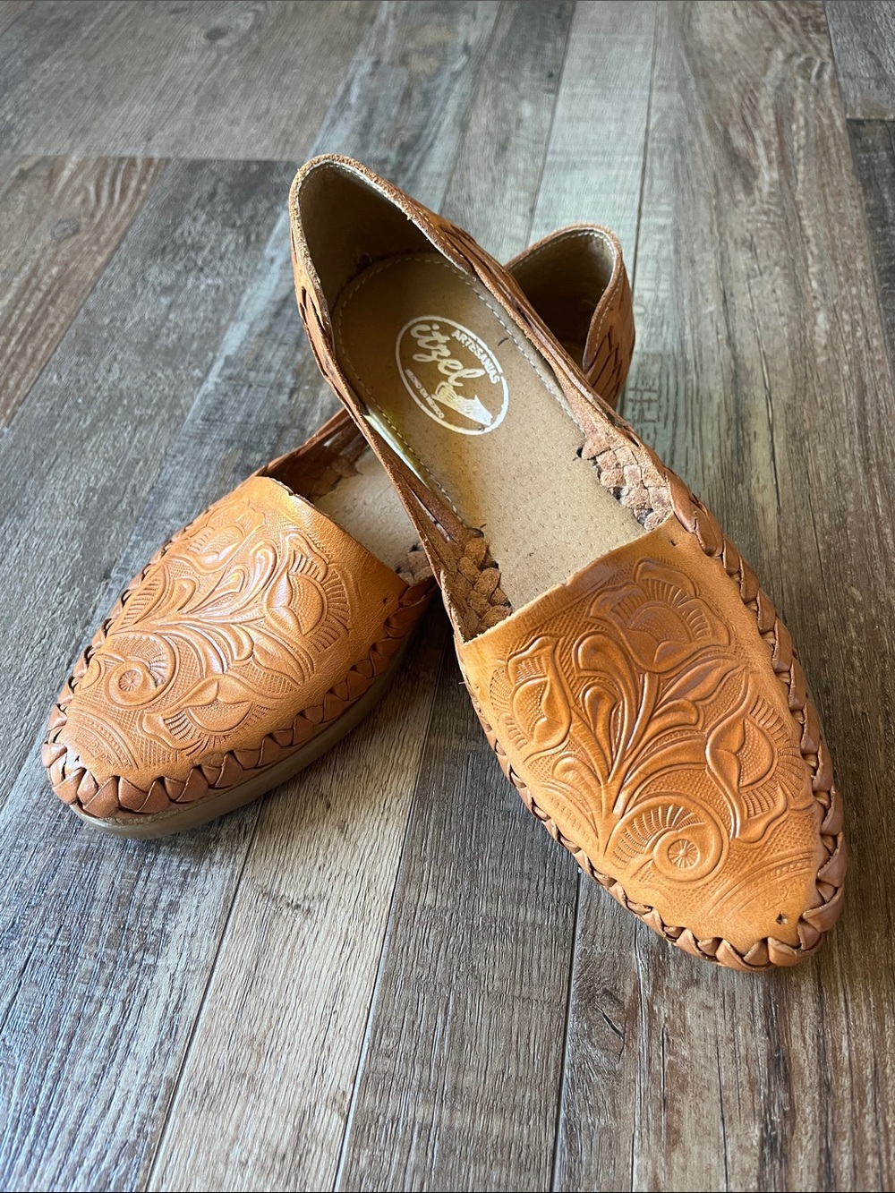 EUC Hand-Tooled Leather Moccasin Flats in Tan